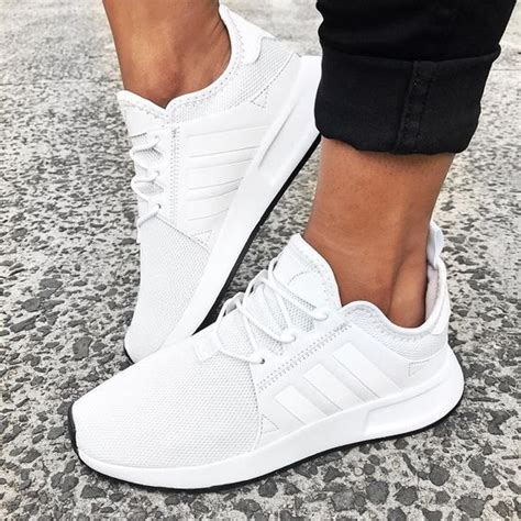 weisse wanderer adidas|13 Best White adidas Sneakers – Footwear News.